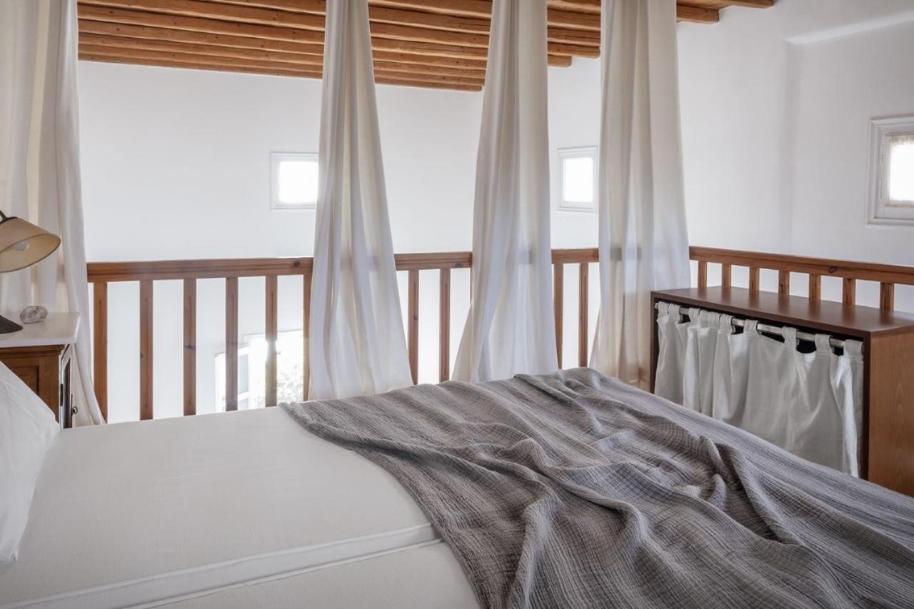 Mykonian Style W Shared Pool Houses & Nighttime Security Guard Орнос Экстерьер фото